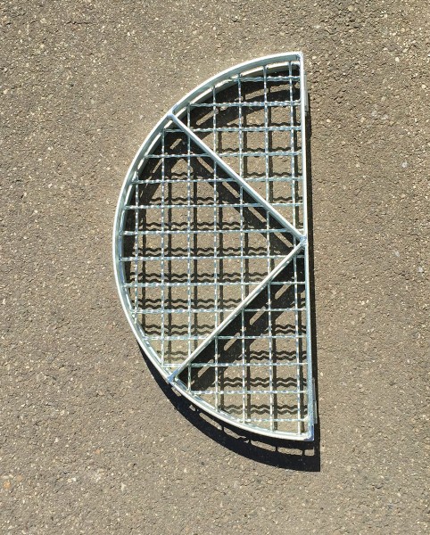 Cover grille For Shafts LW 600, Foldable In The Middle, Closed or With Cutout