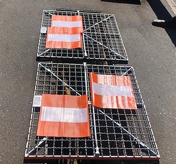 Universal Safety Manhole Cover Grating Closed 700 x 700 mm and 600 x600 mm